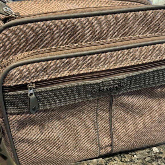 Samsonite Silhouette 4‎ Tweed Carry On Bag Travel Luggage Gray Pink Vintage 1987 - Picture 1 of 7